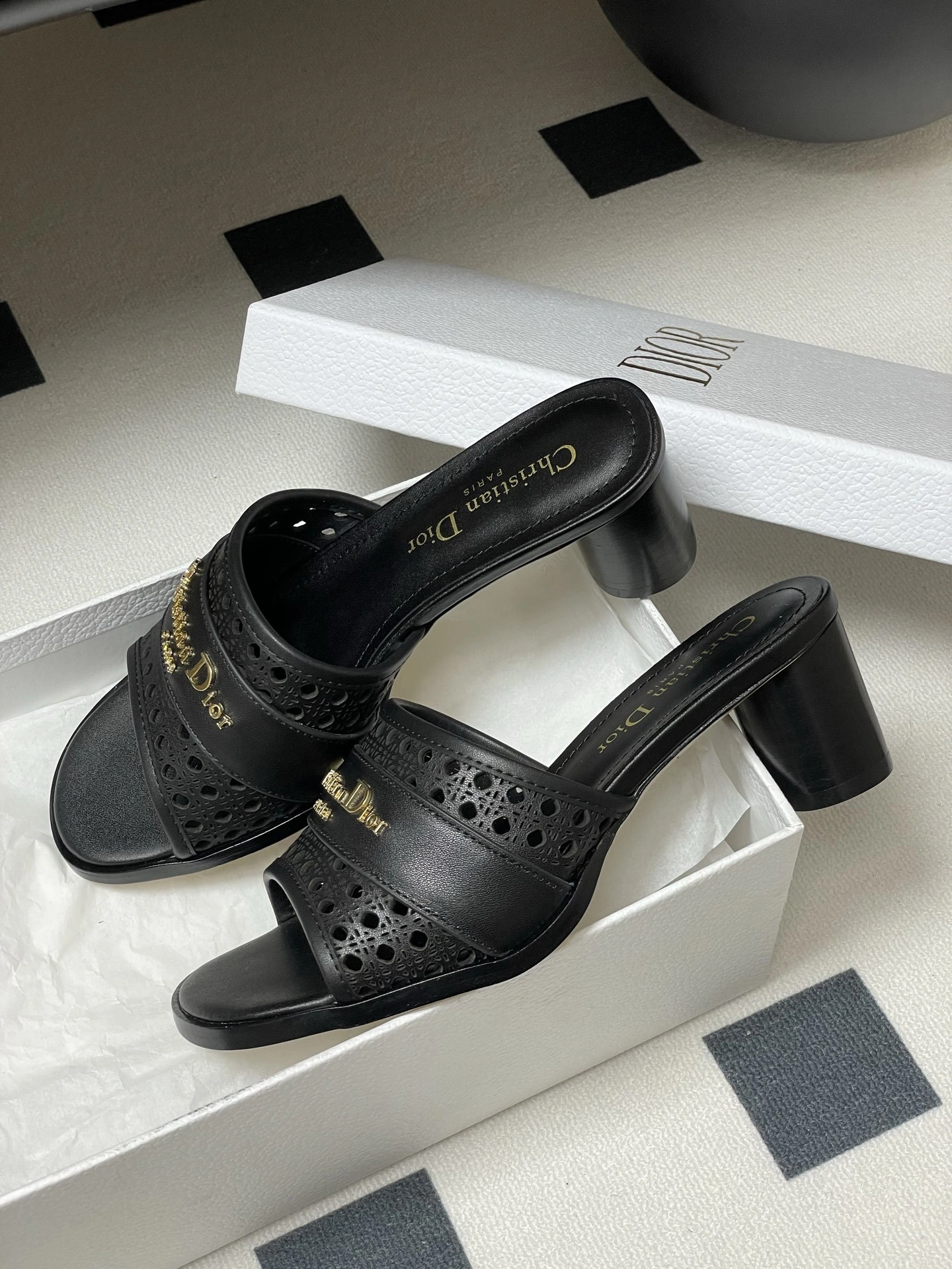 COCO-- 4ior KDO291MLC_S900 Calfskin D-Lane Heel height：5.5CM item:E-X000H1628